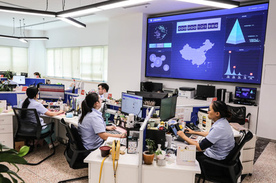 16道工序全自動(dòng)化,老字號(hào)杏花樓還能留住老味道嗎?工廠實(shí)地探訪為你解密